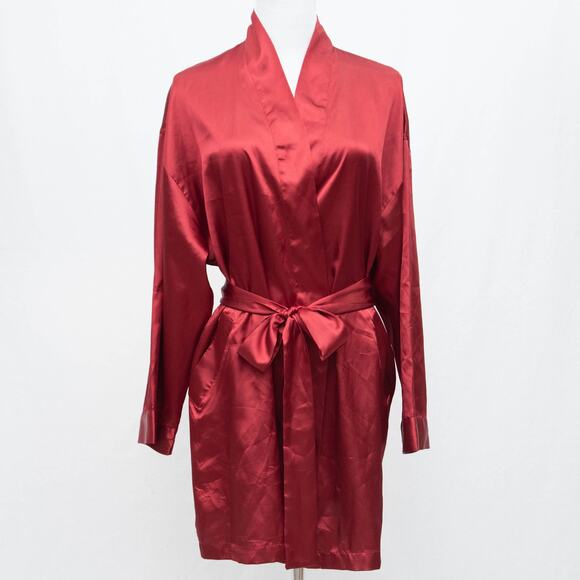 Victoria's Secret Red Short Silky Satin Robe One Size - Picture 1 of 8